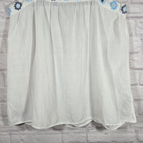 M Love By Gap White Embroidered Square Neck Tank Top Blue Accents Womens Size XS - Picture 3 of 10